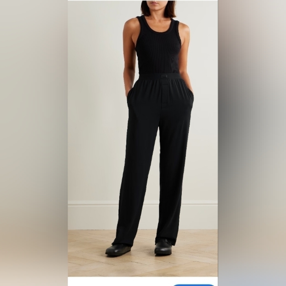 Skims boyfriend pants